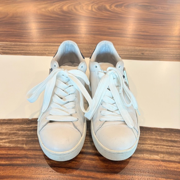 Coach Customized Woman’s Sneakers - Picture 5 of 6